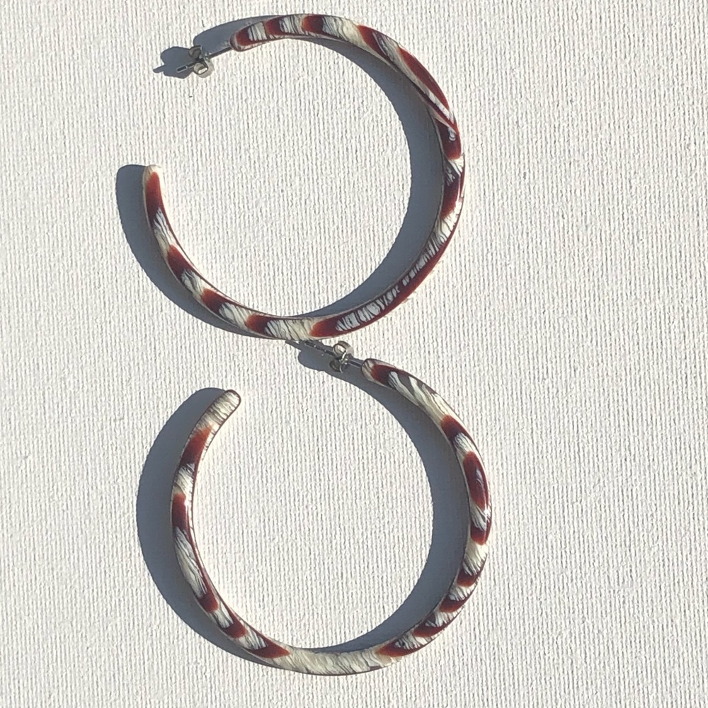 Machete large acajou hoop earrings